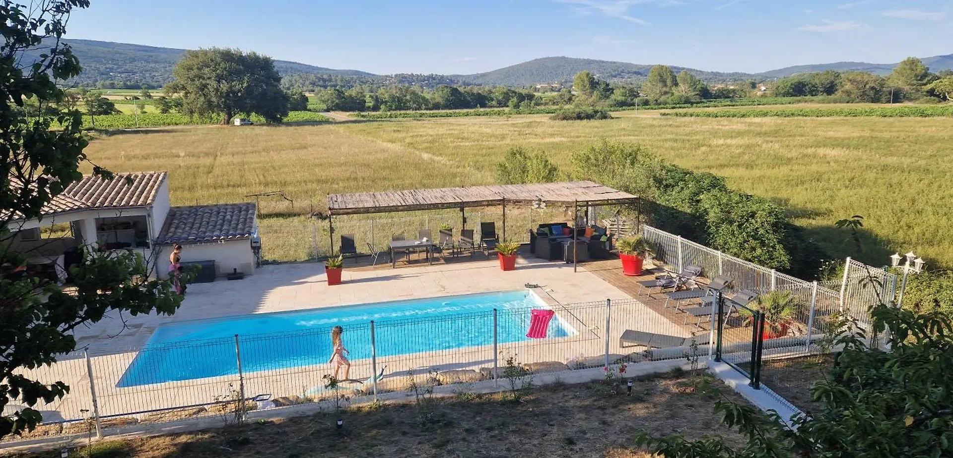 A L'Ombre Des Chenes Villa Neoules